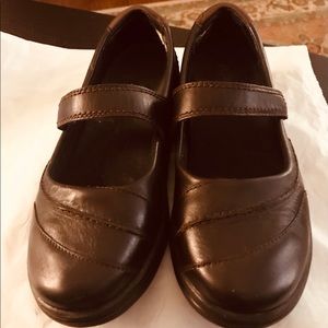 APEX MARY JANES SHOES